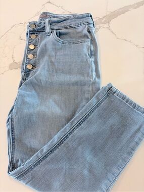 Just USA High-Rise Button-Fly Denim Jeans in Light Blue Wash